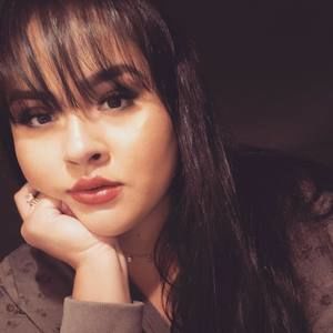 Meet your Posher, Vanessa